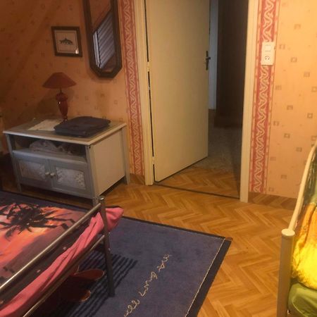 Double & Family Rooms In Tranquility In Blue Saint-Mars-sur-la-Futaie Extérieur photo
