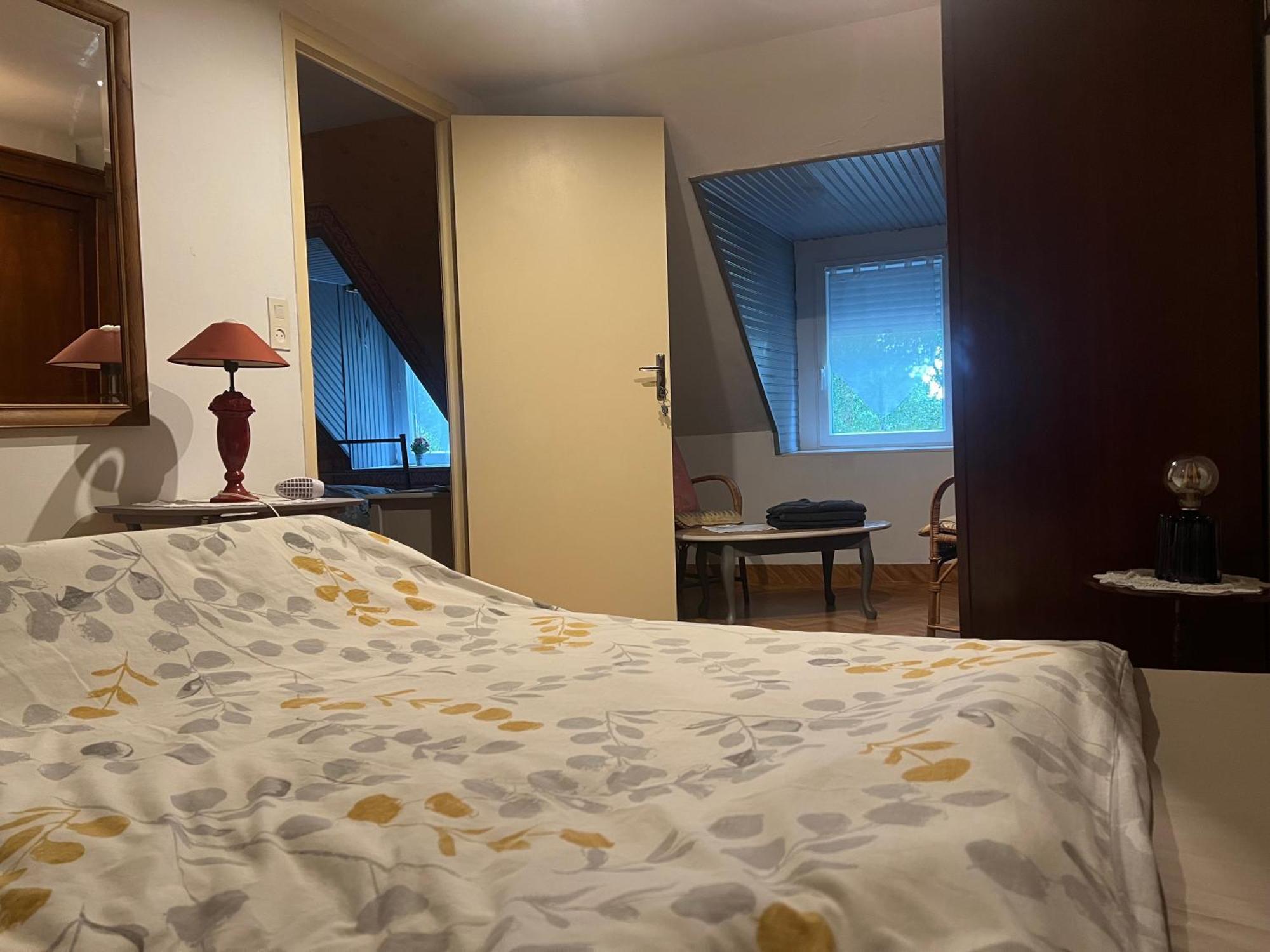 Double & Family Rooms In Tranquility In Blue Saint-Mars-sur-la-Futaie Extérieur photo
